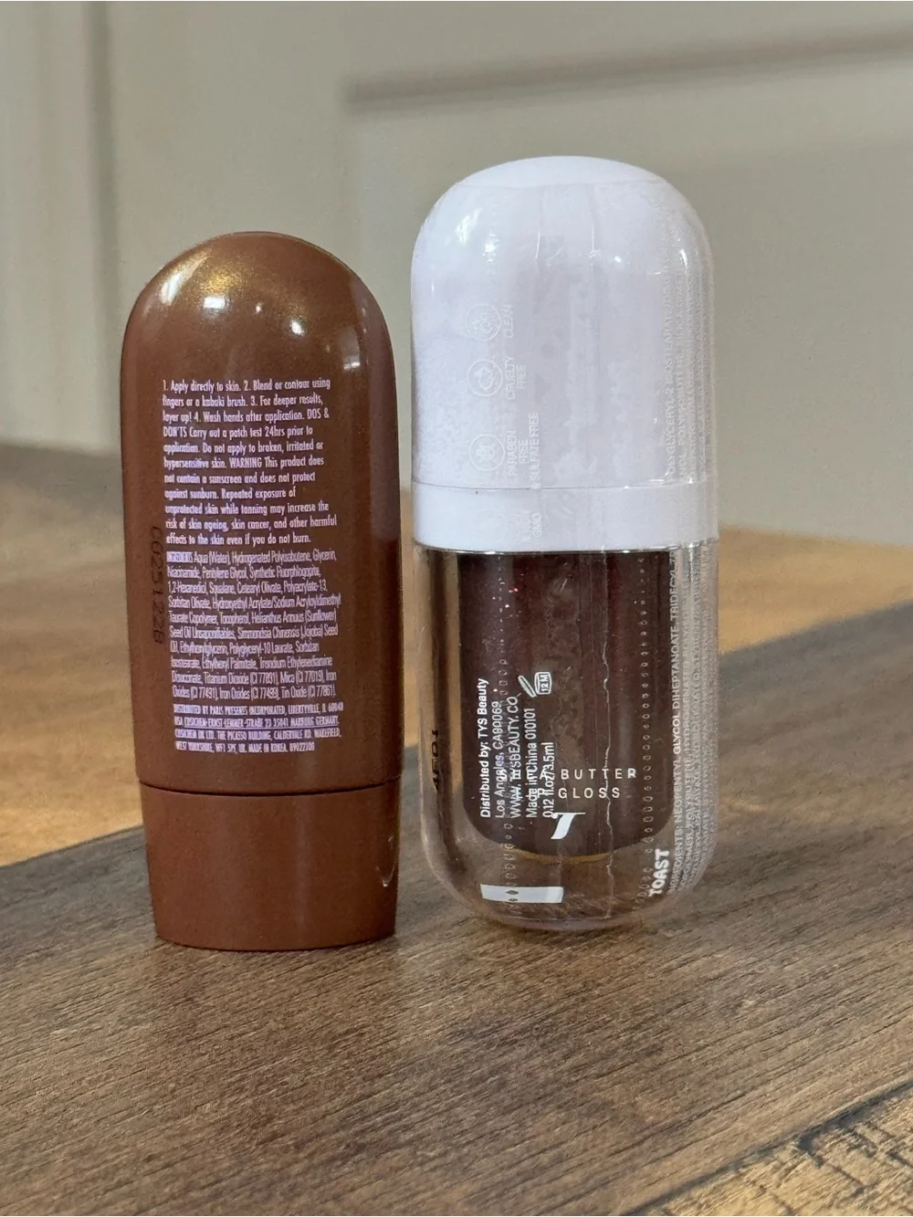 Isle of Paradise Golden Hour Sunny Serum&Tys Beauty Lip Gloss in Toast Duo